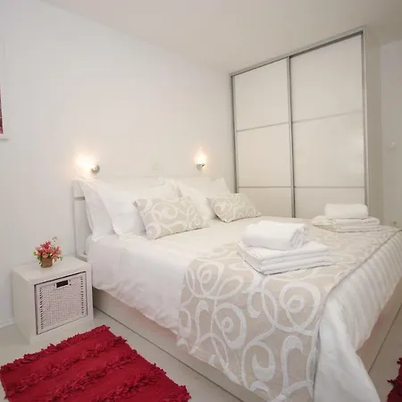 Tonka Apartmán *